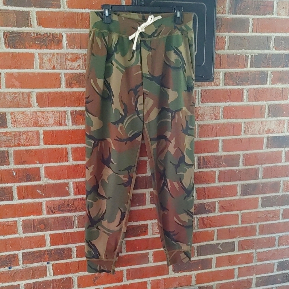POLO Ralph Lauren Camo Sweatpant/Joggers Size S